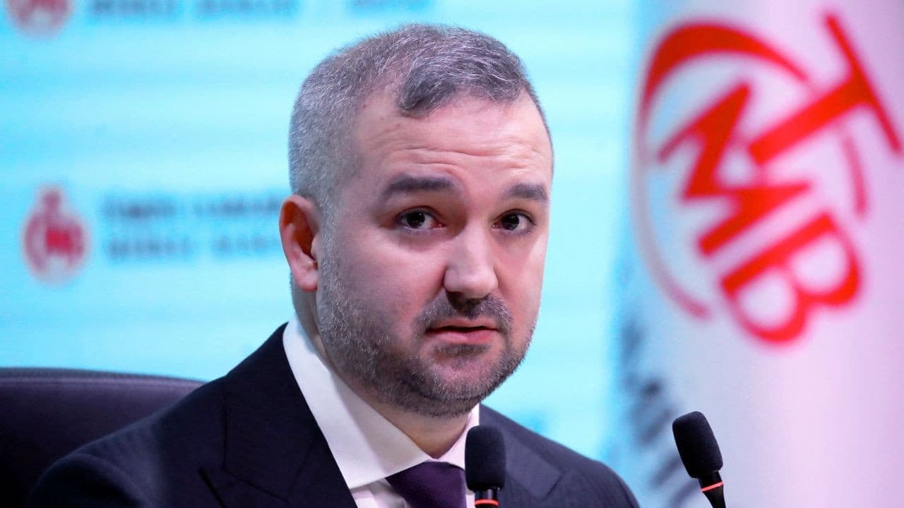 Karahan’dan Meclis’te net mesaj: "Jeopolitik riskler enflasyonu zorluyor, politika duruşu sürecek"