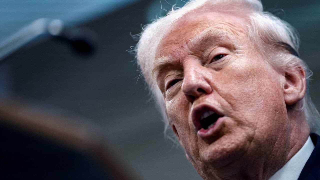 Trump'tan "aksi senaryoda bombardıman" tehdidi
