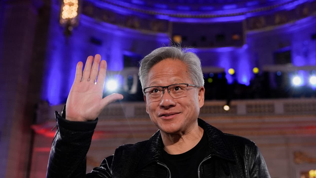 Nvidia CEO'su Trump'ın Çin ziyaretine katılacak iş insanları arasında
