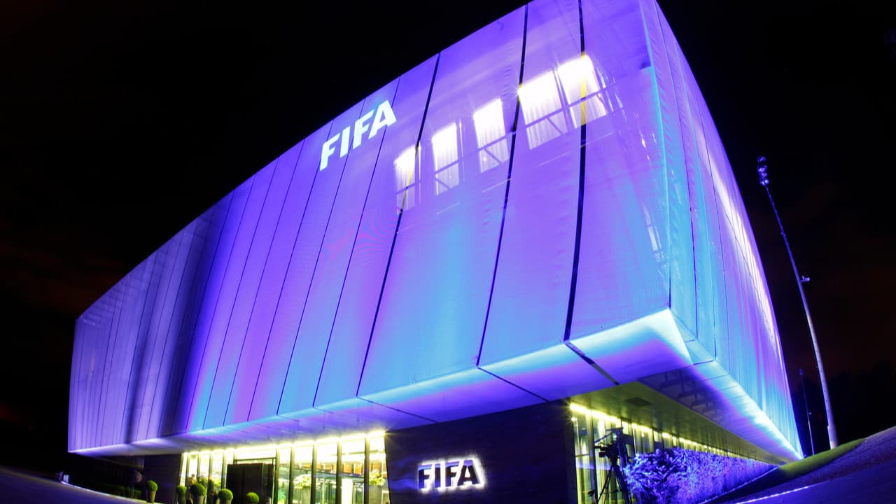 FIFA, Ankaragücü dahil üç Türk kulübüne transfer yasağı getirdi