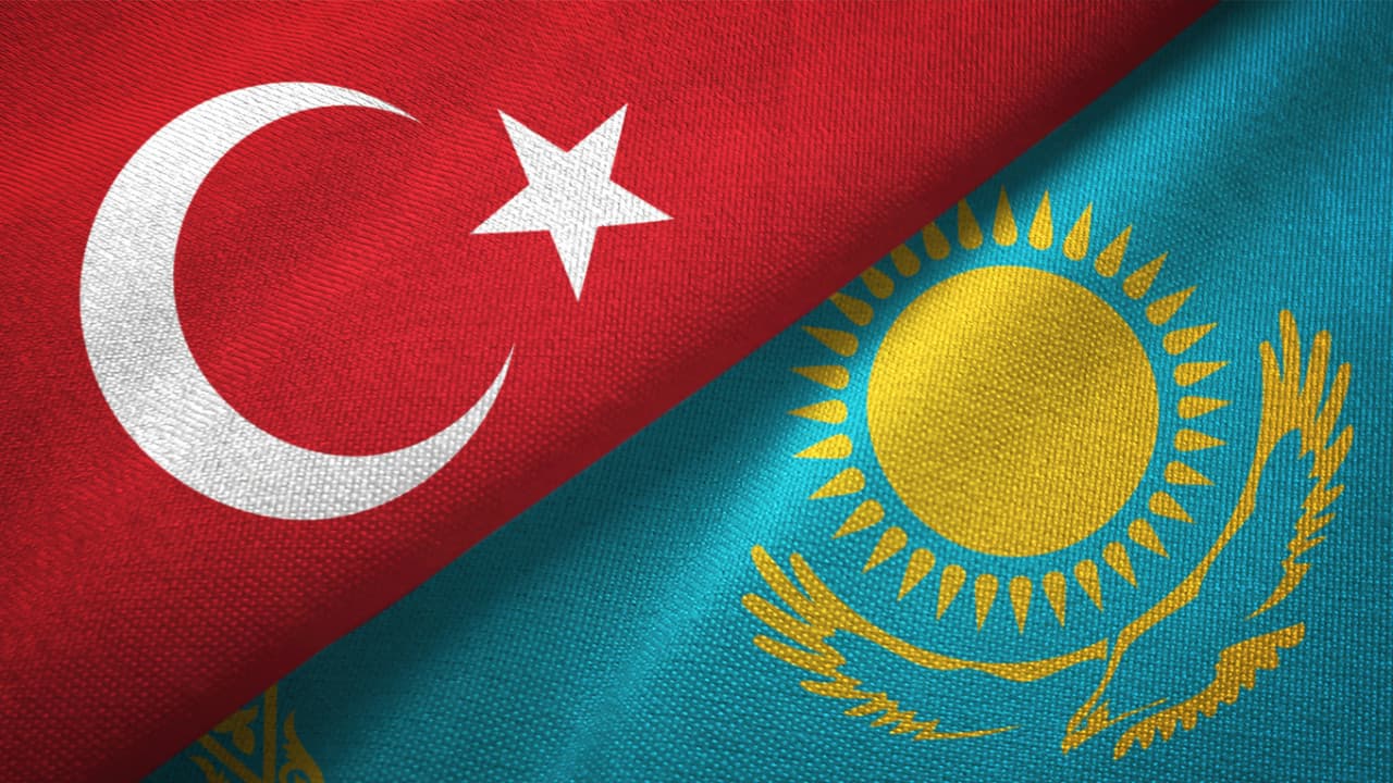Türkiye ve Kazakistan 13 anlaşma imzaladı
