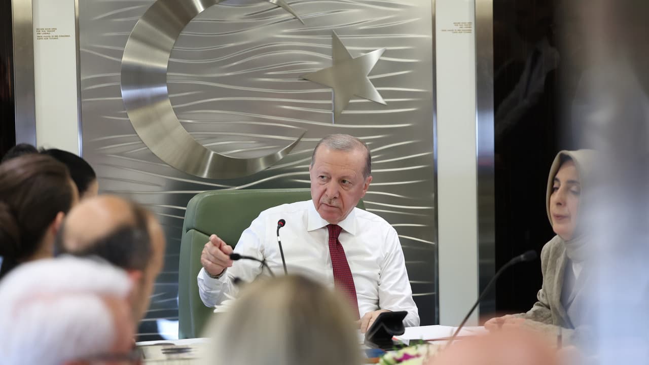 Erdoğan, Kazakistan'dan dönerken ticaret hedefini açıkladı