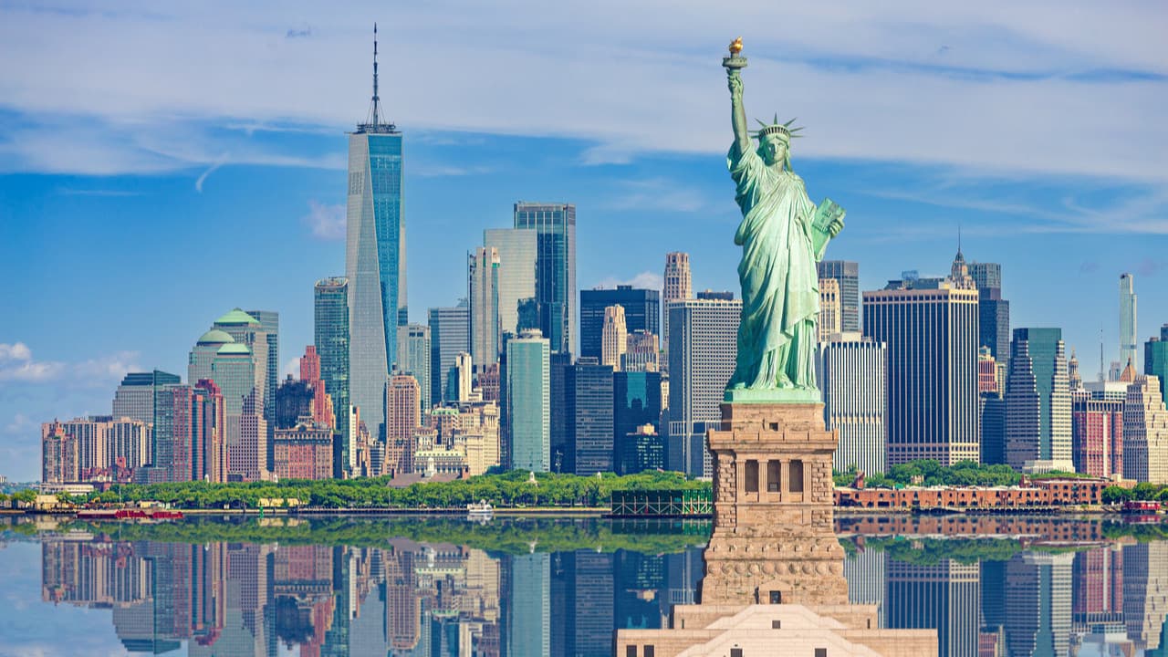 New York'ta yapay zeka için veri merkezi izinleri bir yıl süreyle durduruldu