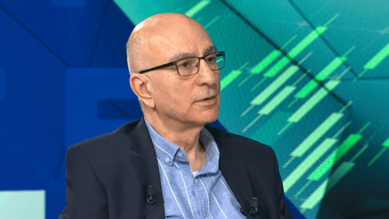 Mahfi Eğilmez: Bütçe durumu geçen yıla göre iyi değil