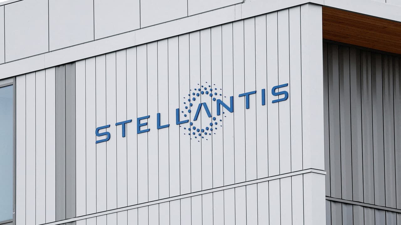 Stellantis 1 milyon Jeep modelini geri çağırdı, araçlar kapalı garajda park edilmemeli