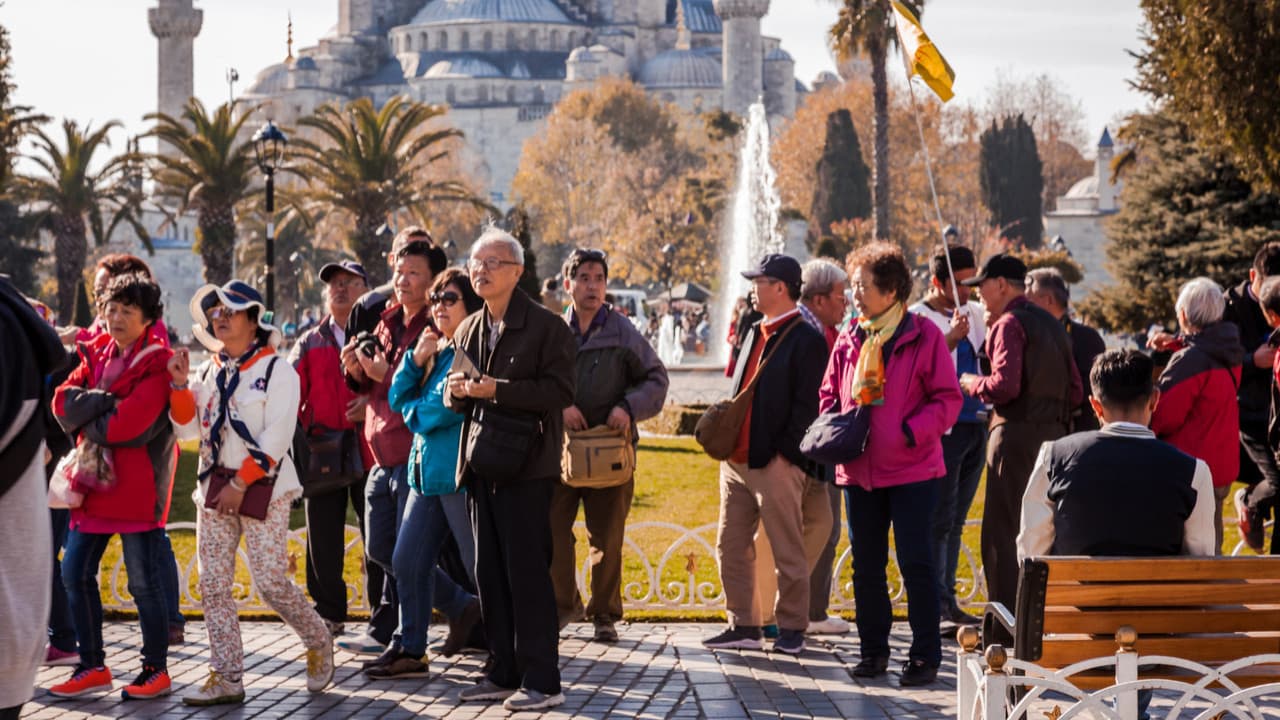 Nisan ayında Türkiye'ye gelen yabancı ziyaretçi sayısı düştü