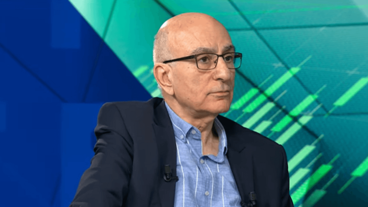 Mahfi Eğilmez: Sanayi sektörü küçülmesi ciddi bir sorun