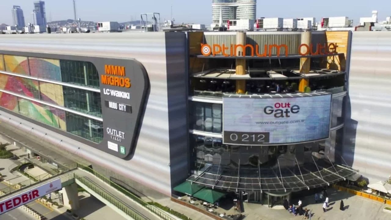 Rönesans Gayrimenkul, İstanbul Optimum Outlet'in tamamını alıyor