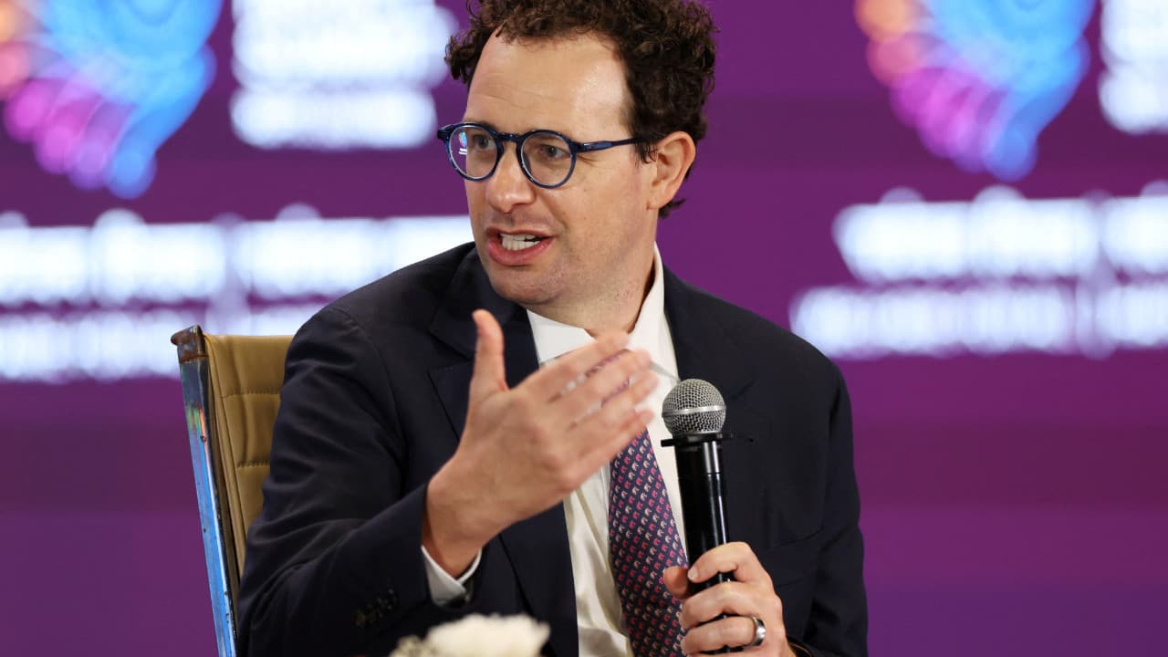 Anthropic CEO'su: "Yapay zekanın frene ihtiyacı var"