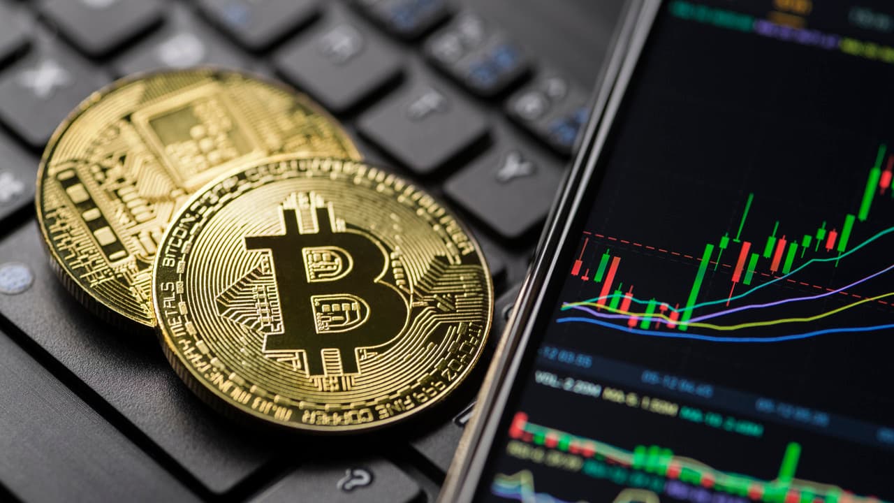 Bitcoin'de tarihi kırılma: 60 bin dolar eşiği çöktü, haftalık kayıp yüzde 18...