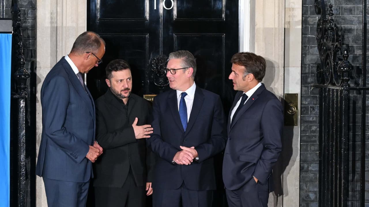 Avrupa liderleri Londra'da Zelenskiy ile Ukrayna için toplandı