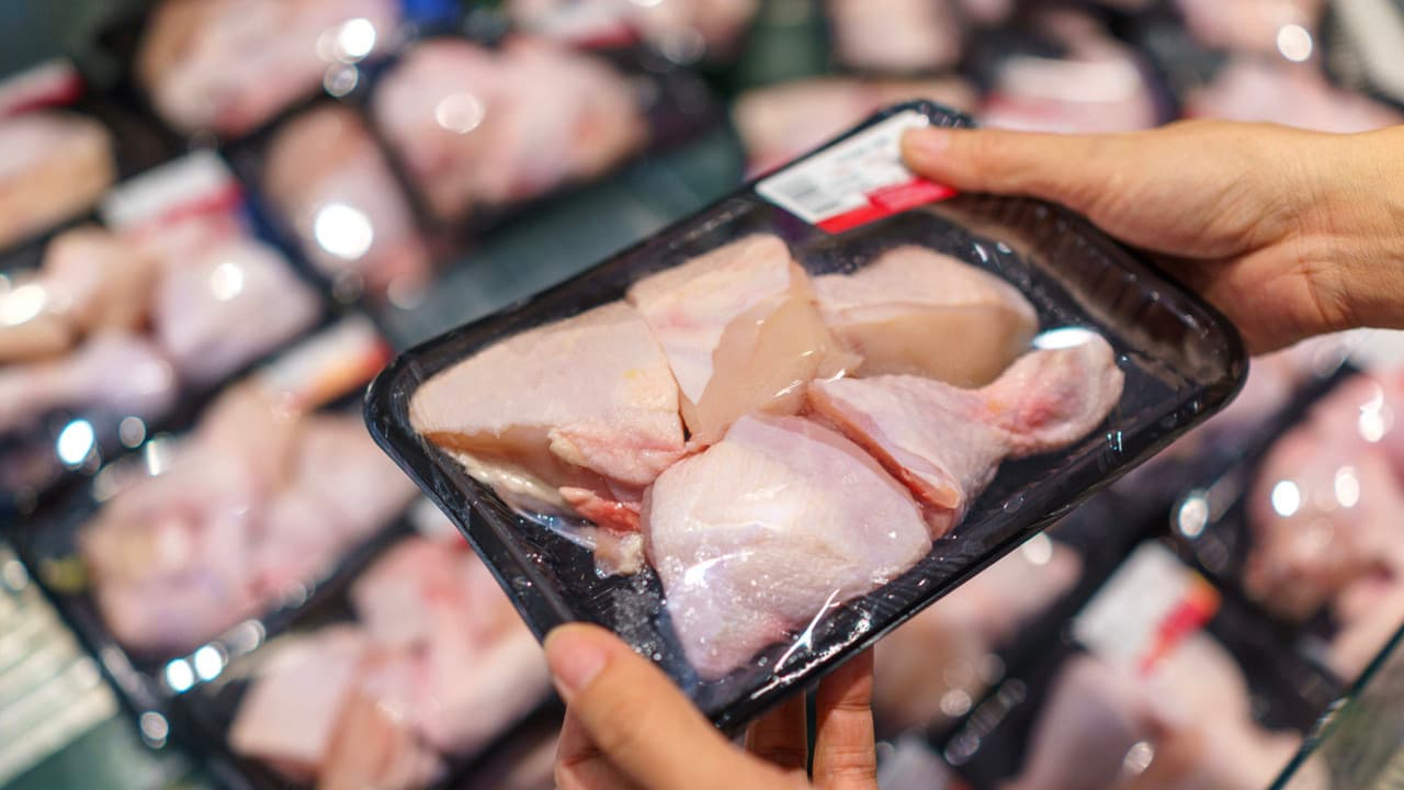 Marketlere beyaz ette yüksek fiyat cezası uygulandı