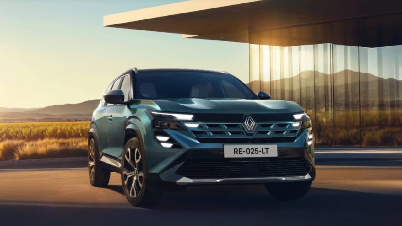 Renault, Türkiye'de yeni SUV'un fiyatını duyurdu