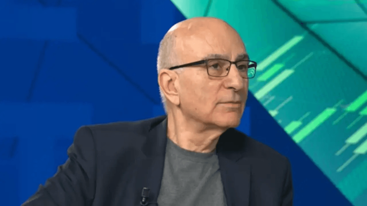 Mahfi Eğilmez yatırımcıları uyardı: Faiz oranları tek başına yeterli değil