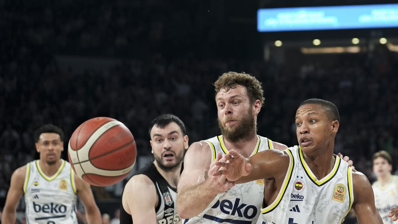 Fenerbahçe Beko, Basketbol Süper Ligi'nde üçüncü kez şampiyon oldu
