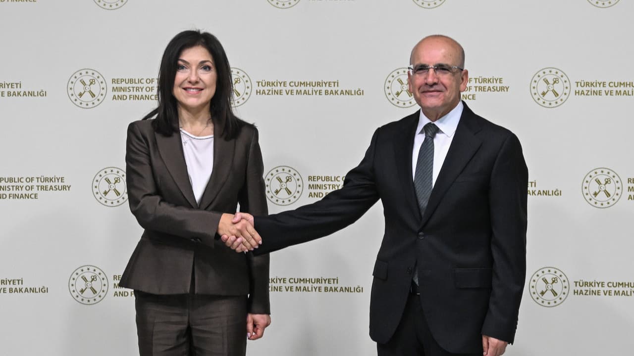 Şimşek, Almanya Ekonomi Bakanı ile üçüncü pazar ortaklıklarını görüştü
