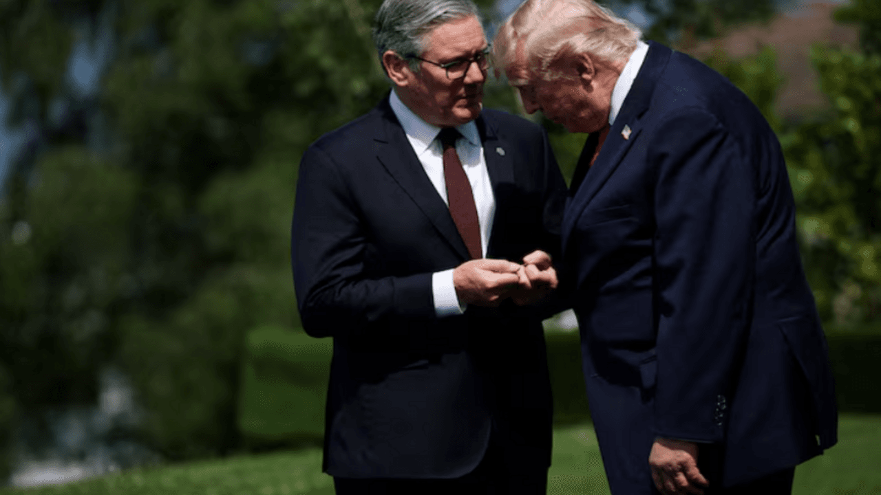 Trump, İngiltere Başbakanı Starmer'ın istifasını öne sürdü