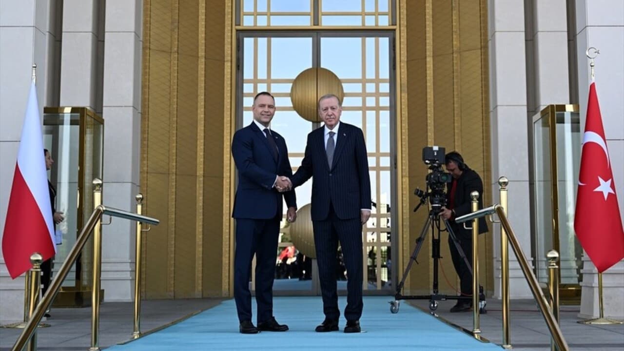 Türkiye ve Polonya ticaret hedefi 15 milyar dolara ulaştı