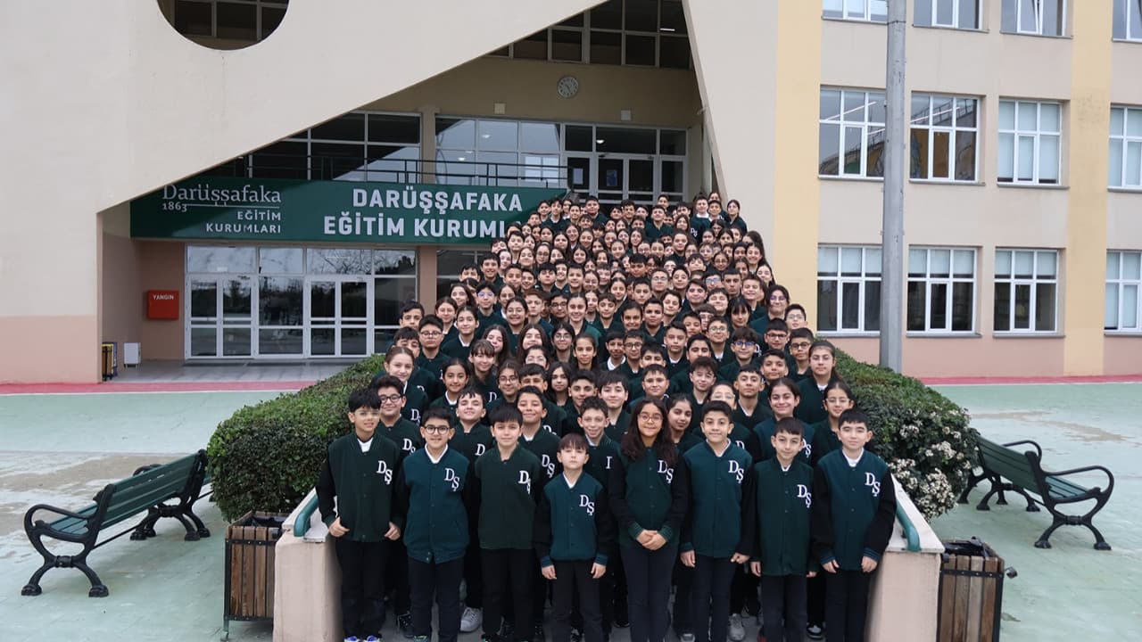 Darüşşafaka, dünyanın en iyi okulları arasında finale kaldı