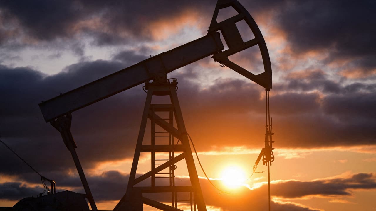 Irak'tan Suriye üzerinden yeni petrol hattı inşaatı için tarih belirlendi