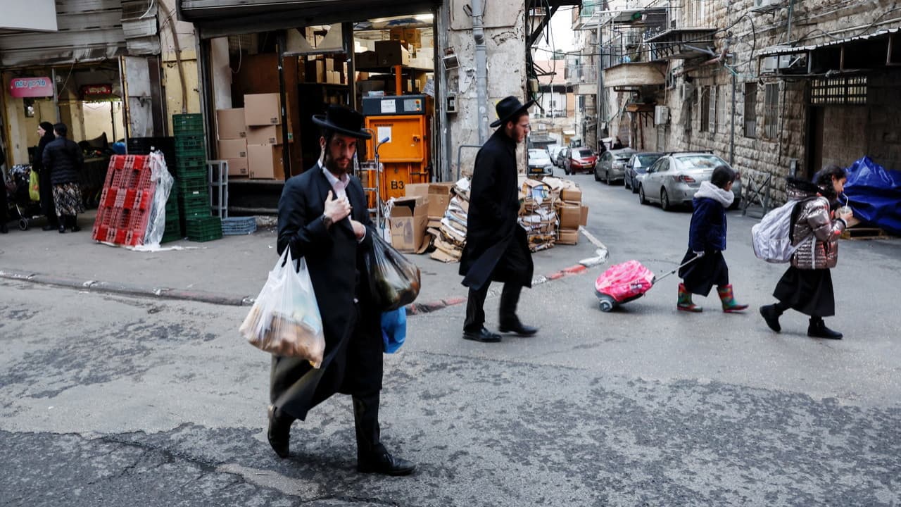 İsrail ekonomisi savaş nedeniyle yüzde 3,8 küçüldü