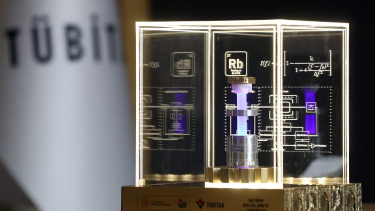 Türkiye'nin Rubidyum Atomik Saati Uzay Yolculuğuna Çıktı