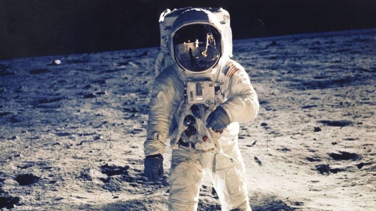 Apollo 11 astronotunun kullandığı kalem müzayedede yüksek fiyata satıldı