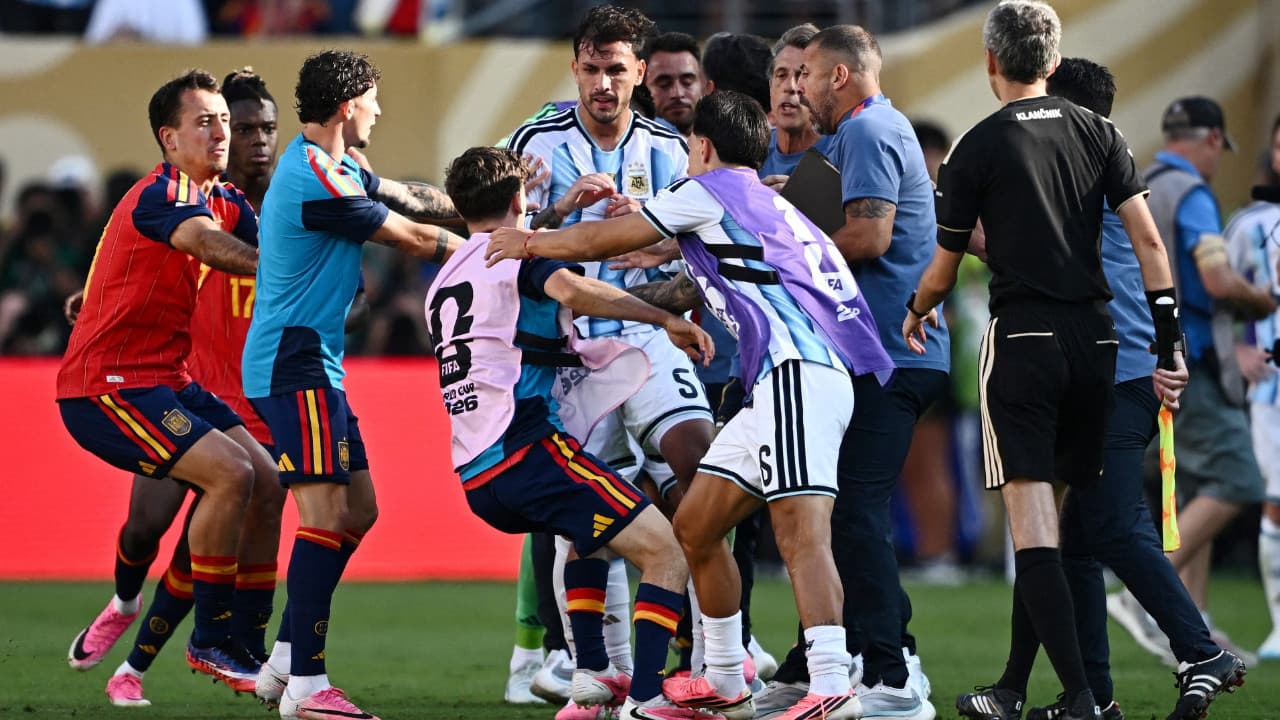 FIFA, Dünya Kupası finalindeki olaylar için soruşturma başlattı