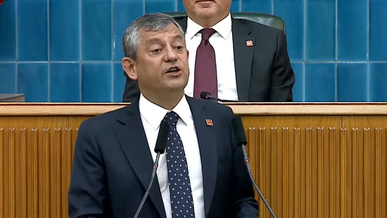 Özgür Özel, yeni partinin kuruluşunu duyurdu