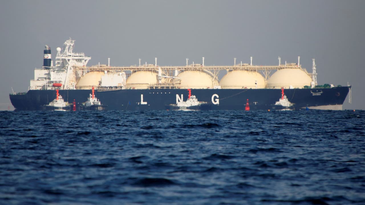 QatarEnergy, LNG sevkiyatlarındaki mücbir sebep uygulamasını eylüle kadar uzattı
