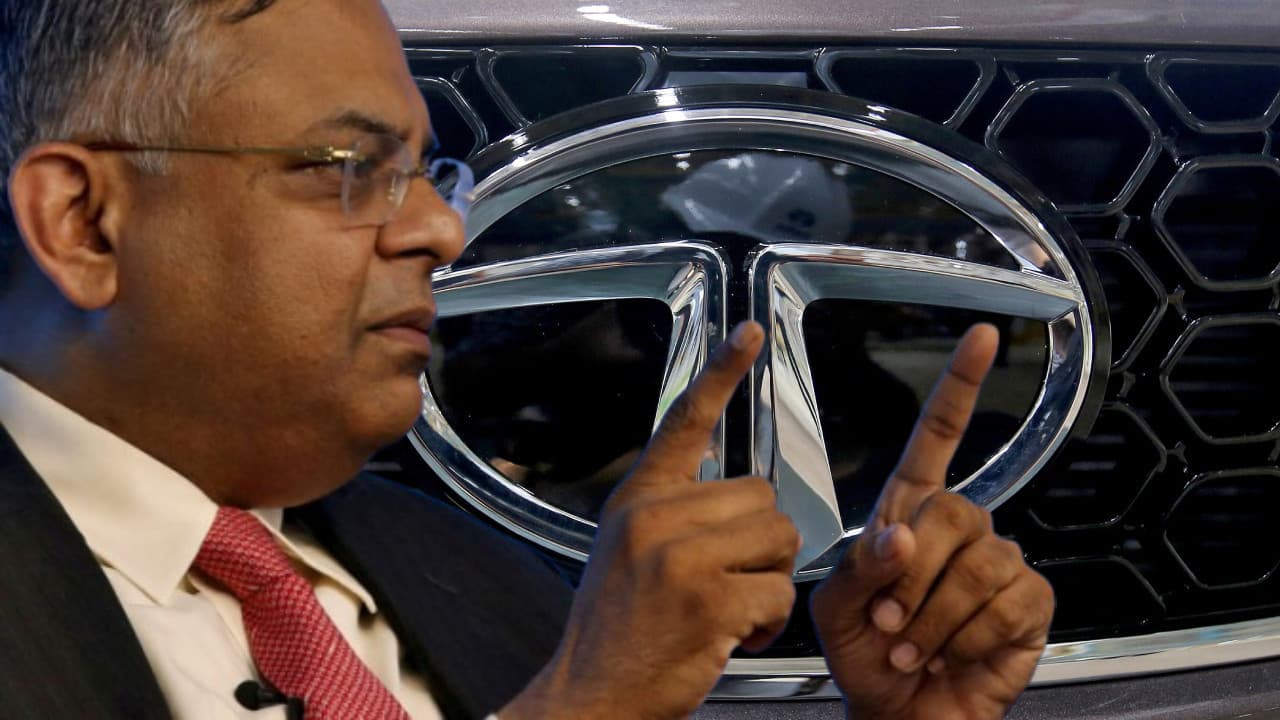 Tata Group'ta liderlik değişikliği, hisselerde düşüş yaşandı