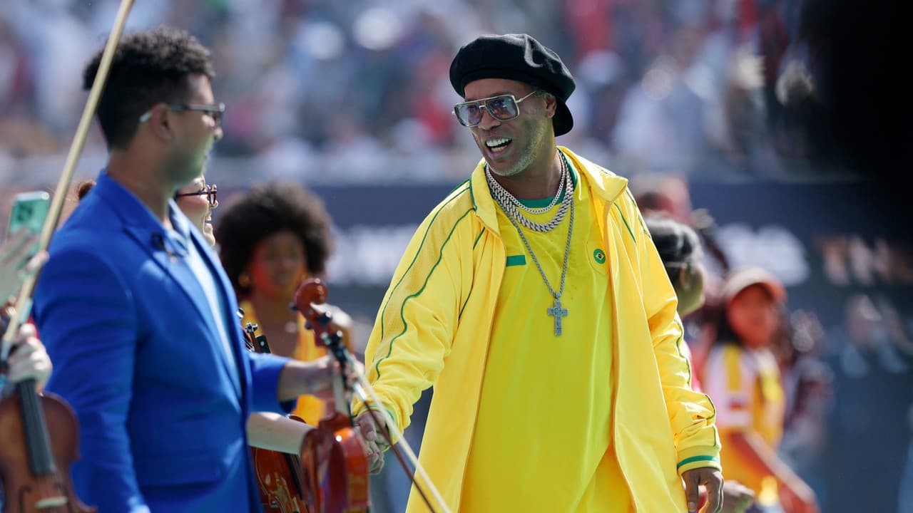 Ronaldinho, Monaco'yu satın almak için harekete geçti