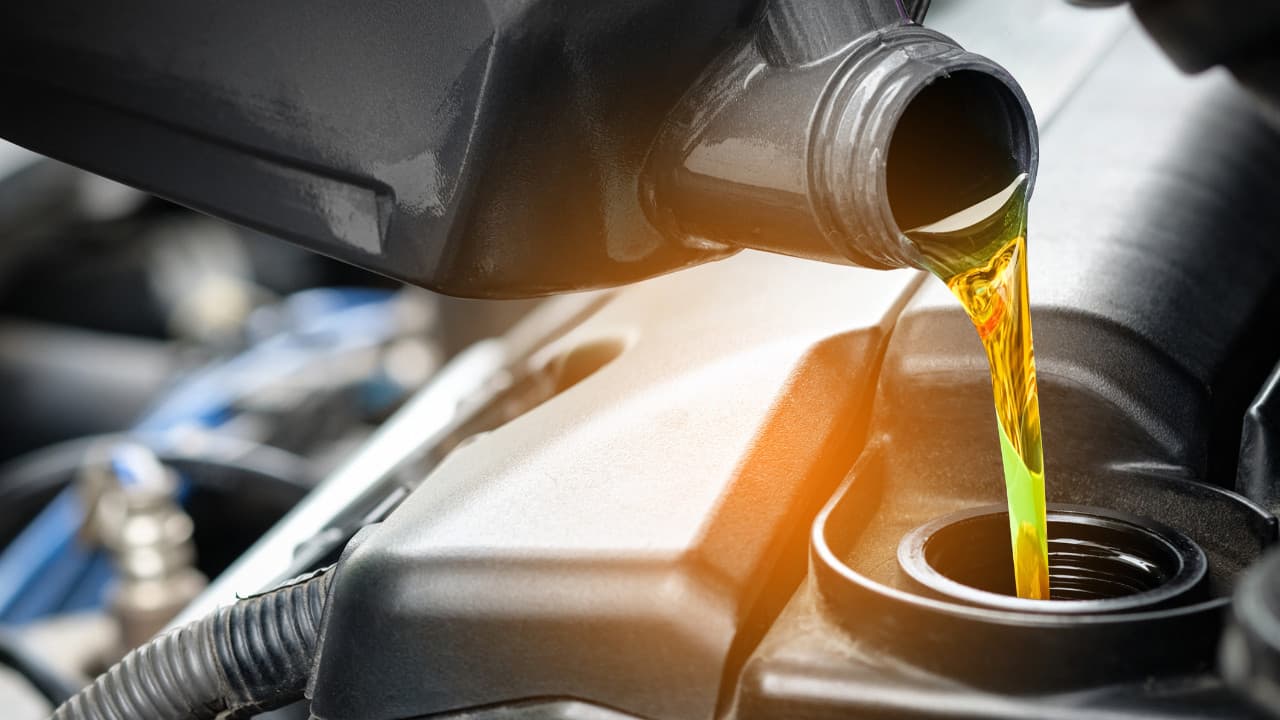 Otomotiv sektörü motor yağı krizine giriyor, stoklar azalıyor