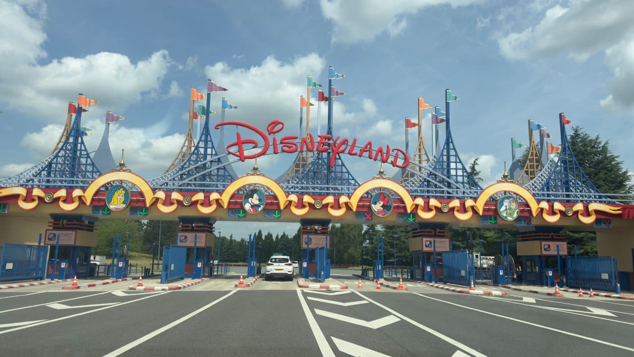 Disneyland'lerde 60 milyar dolarlık yatırım planı açıklandı