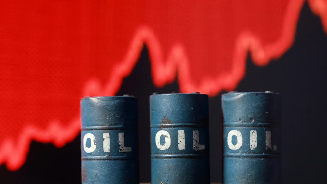 Petrol fiyatları bir haftada yüzde 5'ten fazla arttı