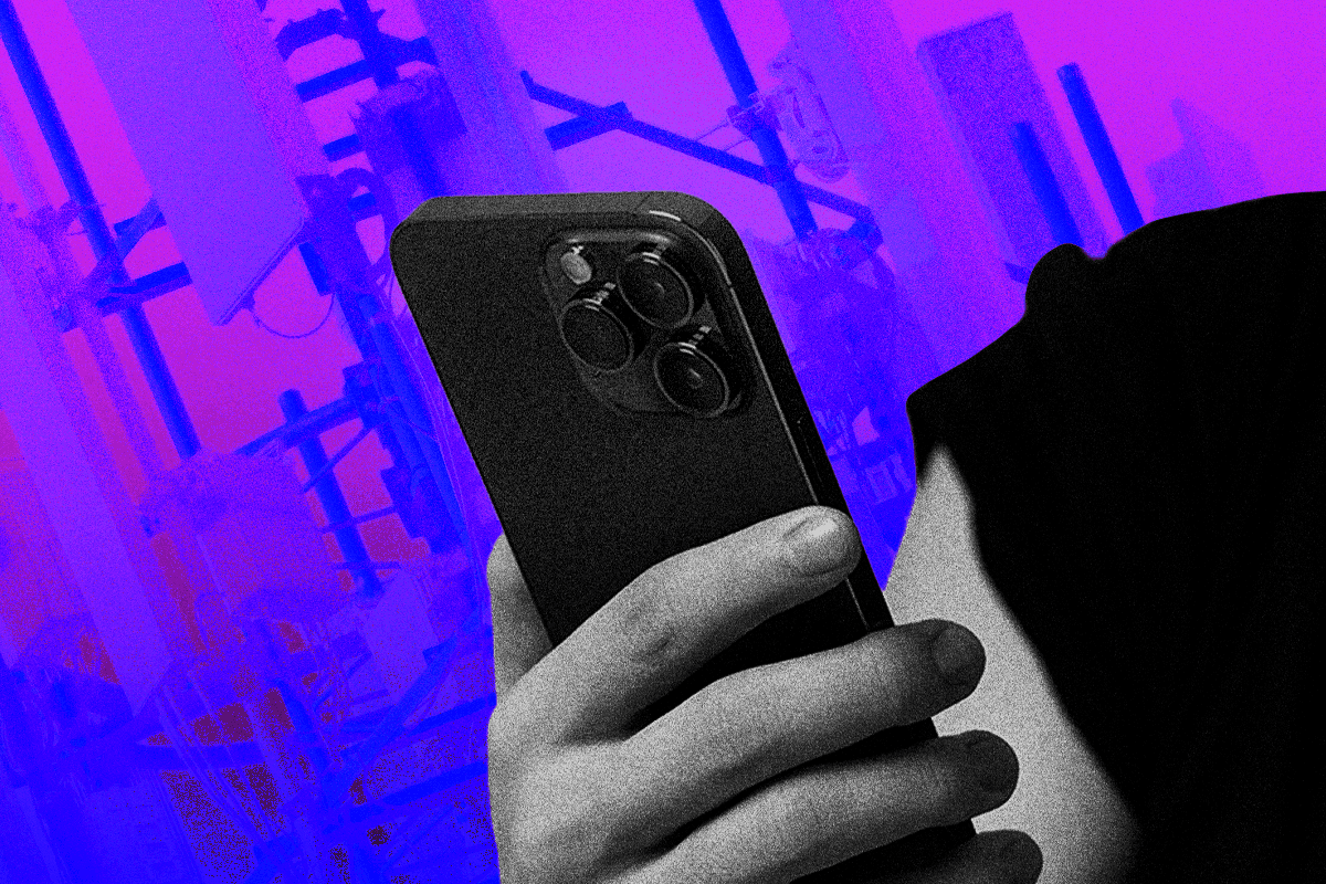 Comparison of Unlimited Phone Plans from T-Mobile, AT&T, and Verizon