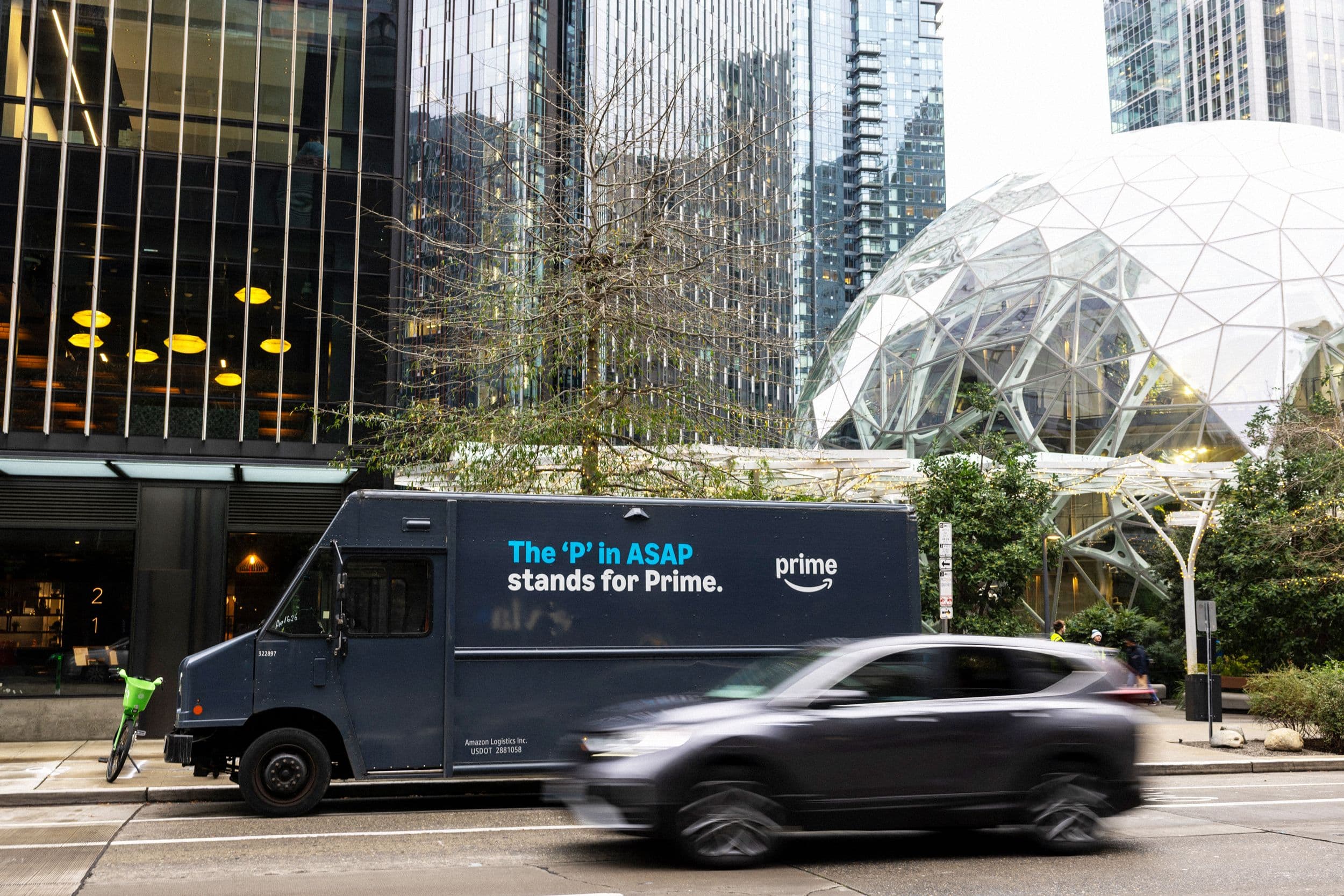 Amazon Workers Urge City Council to Regulate Data Center Development