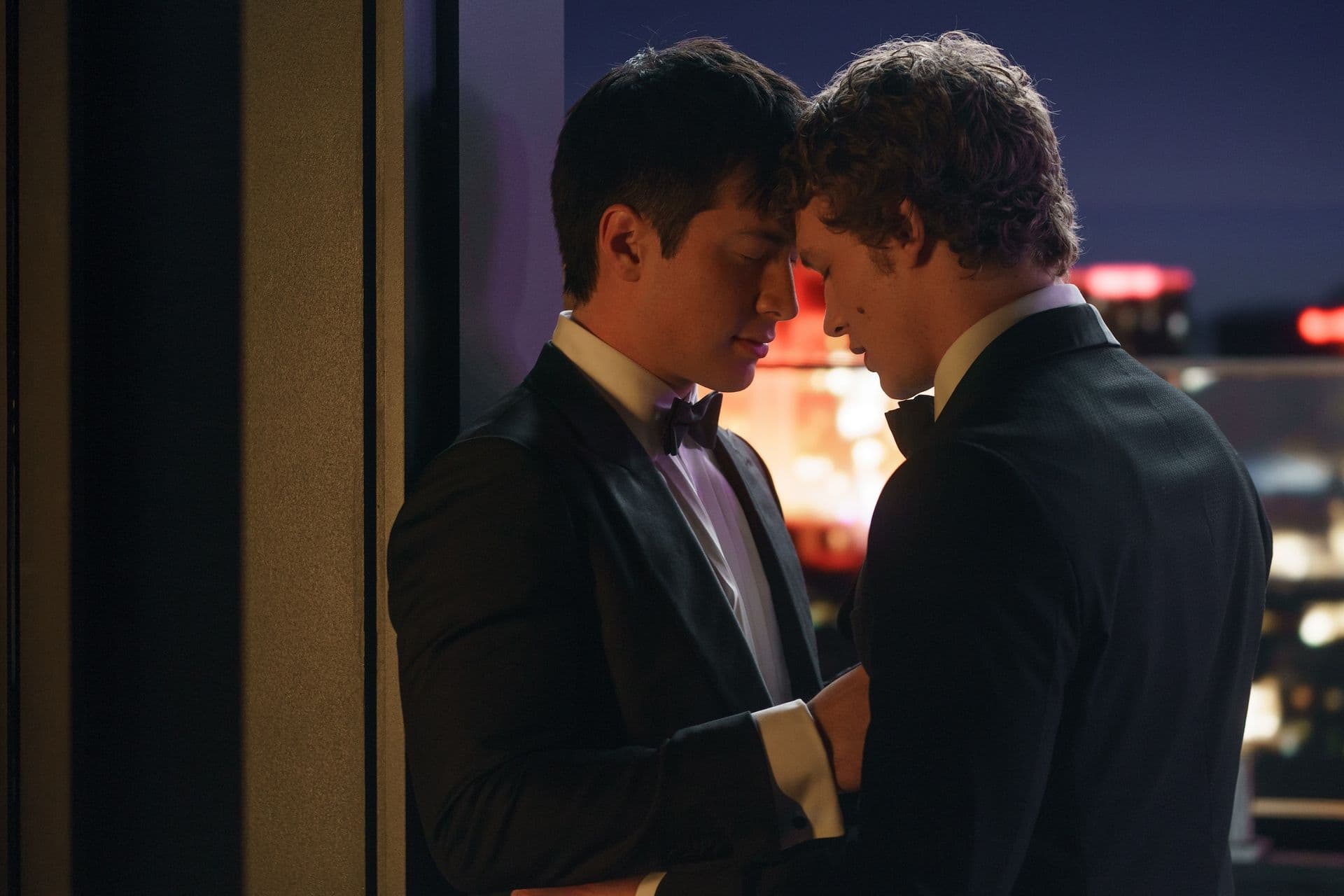 Hollywood's Recent Hetero Hockey Romances Miss the Mark on Representation