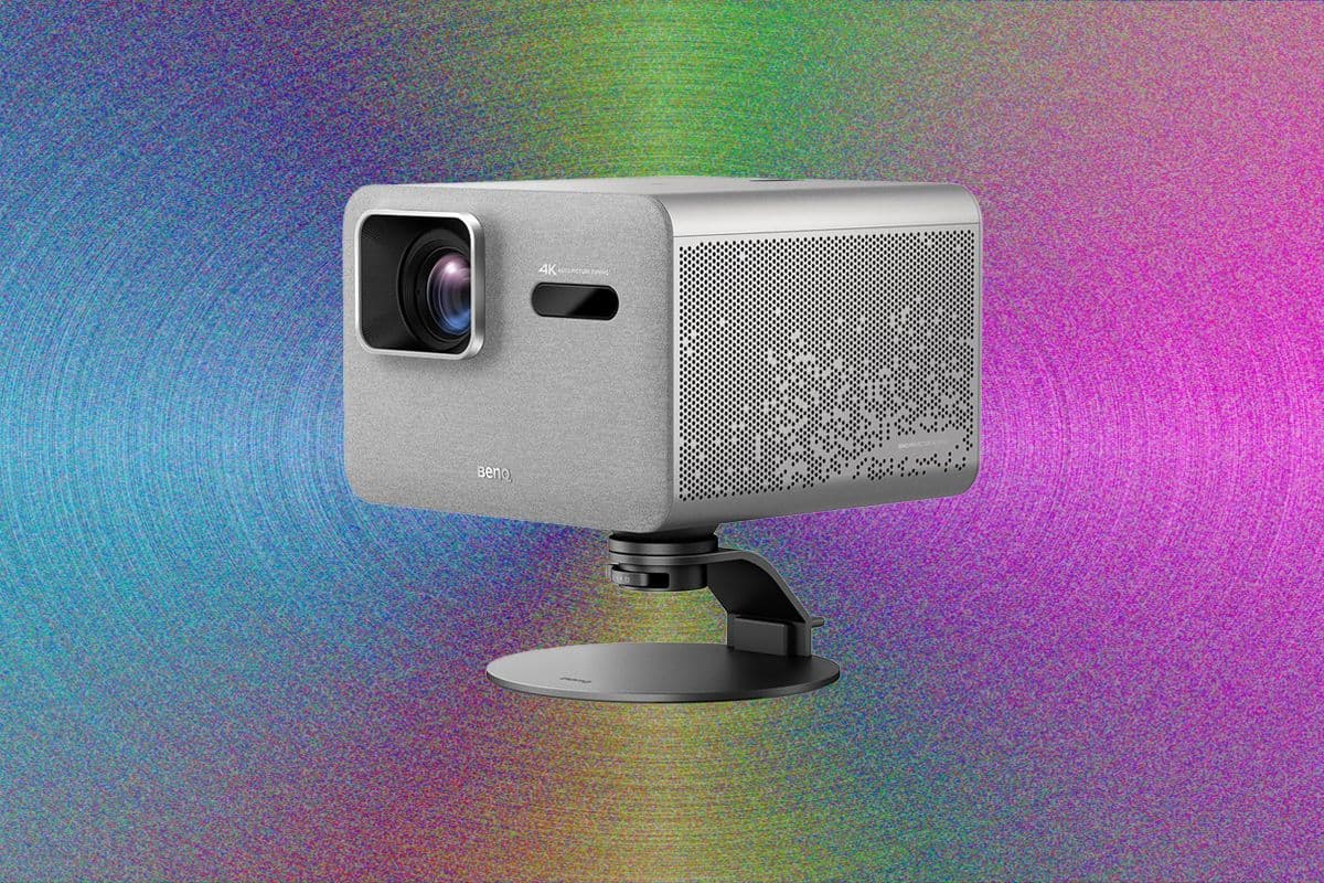 Review of BenQ TK705STi 4K Projector: Suitable for Gamers, Average for Home Use