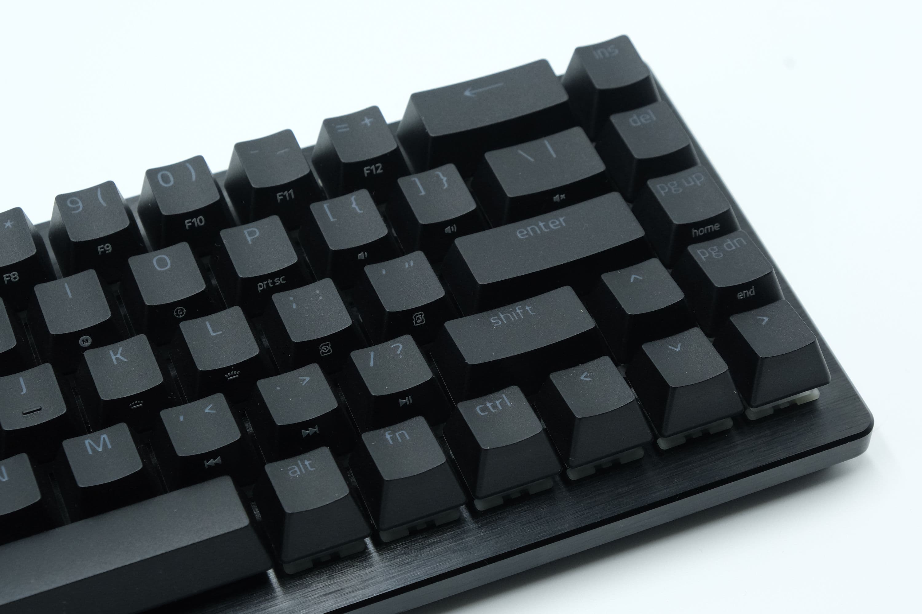 Razer Introduces Its First Hall Effect Gaming Keyboard with Huntsman V3 HE