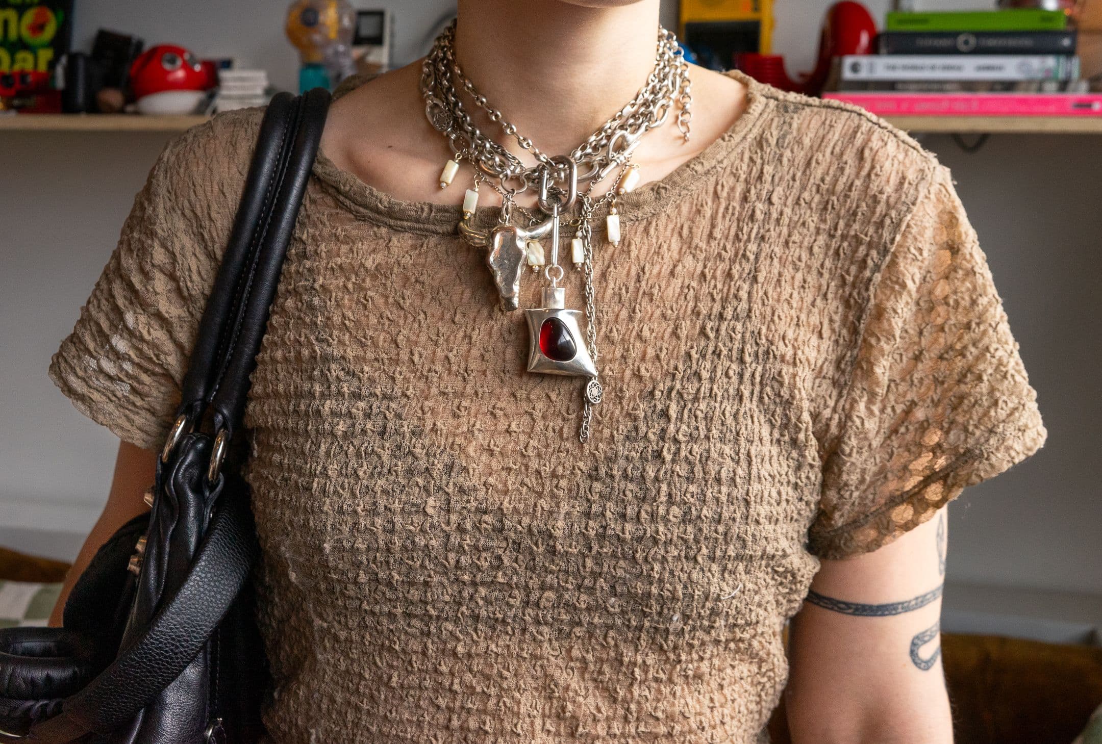 Noware's Puff Necklace Combines Functionality and Fashion as a USB Drive