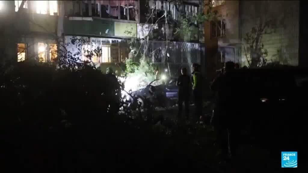 Russian Missile Strikes in Kyiv Result in 12 Deaths and Over 30 Injuries