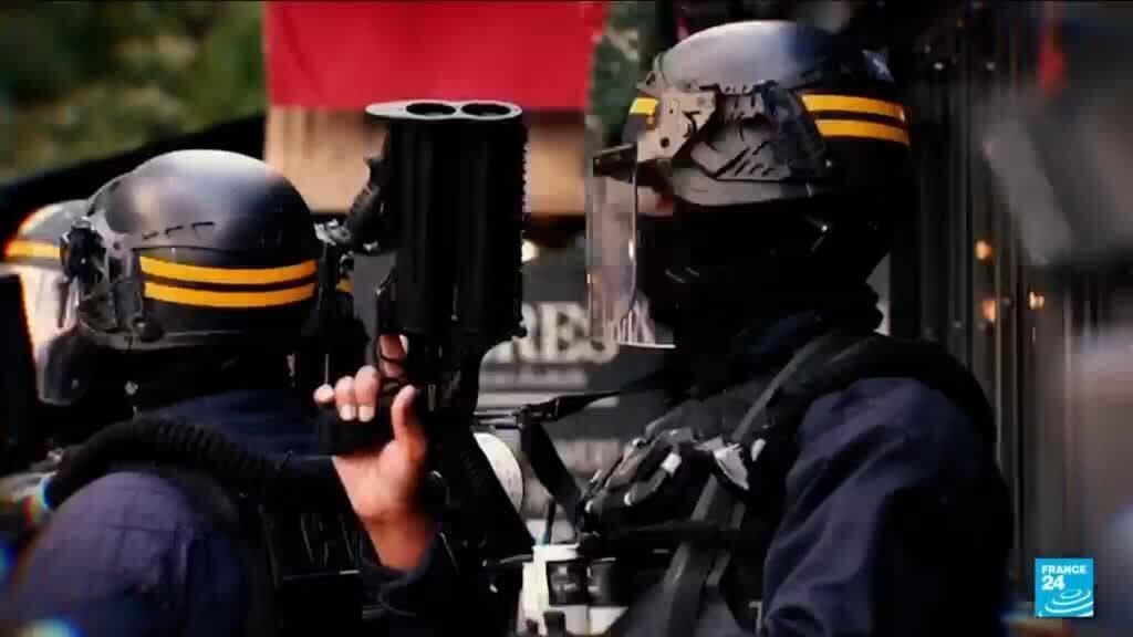 France Halts Stun Grenade Use at Student Protests Following Injury Incident