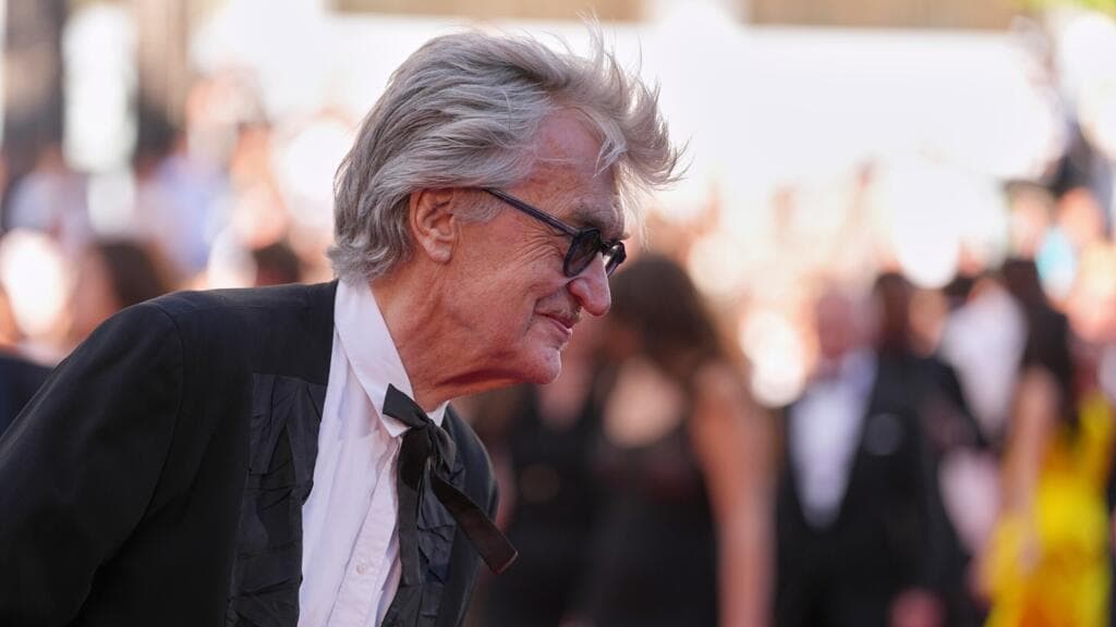 Wim Wenders Withdraws 1975 Film 'Wrong Move' Over Kinski's Topless Scene