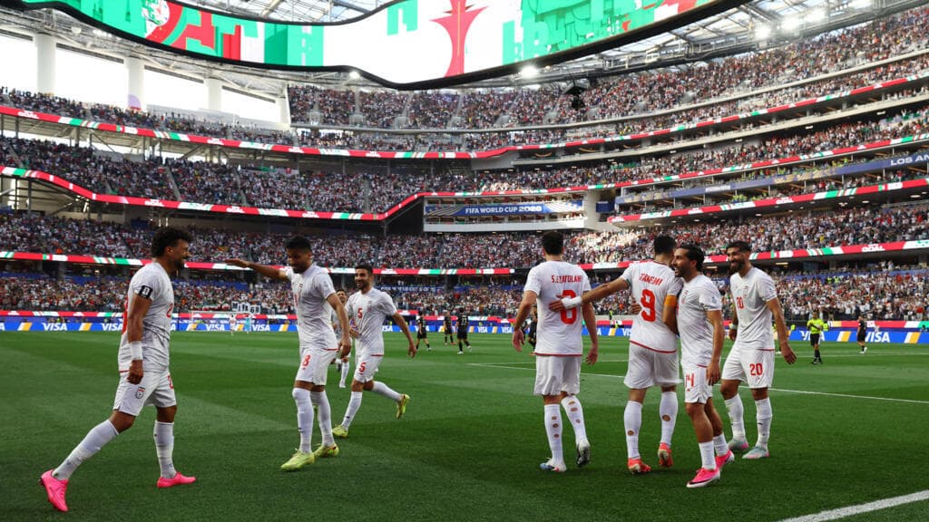 Iran and New Zealand Draw 2-2 in World Cup Opener Amid Political Tensions