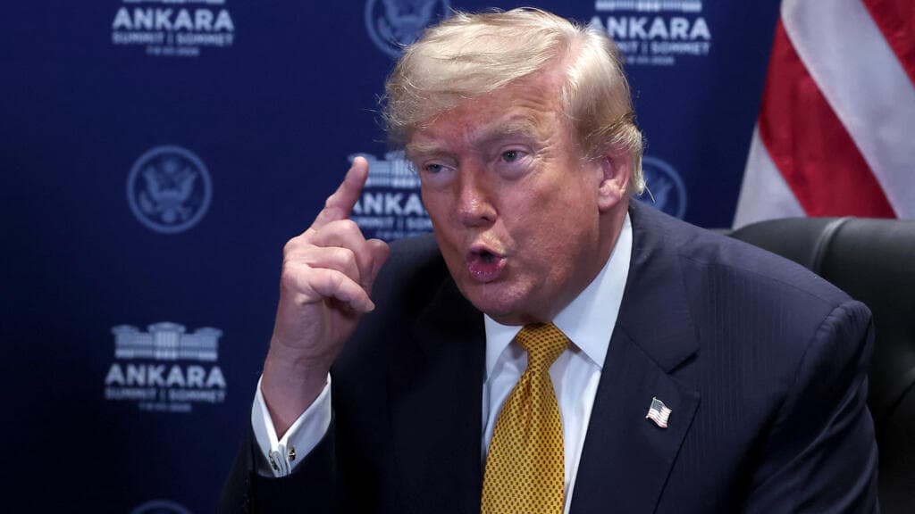 Justice Department subpoenas New York Times reporters regarding Air Force One report