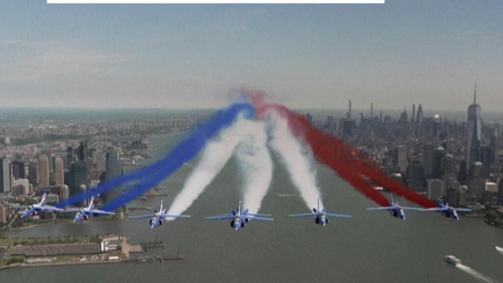 French Air Force Jets Fly Over Statue of Liberty in Historic Tribute