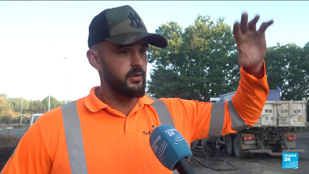 Bordeaux Residents Volunteer to Assist Firefighters Amid Ongoing Wildfires