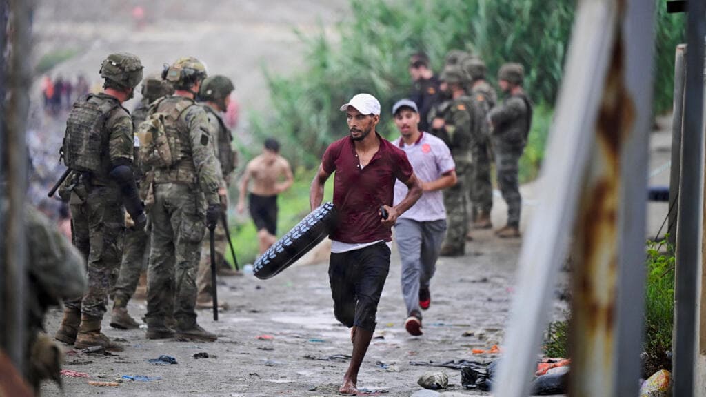 Spain's Prime Minister Attributes Ceuta Migrant Crisis to Trafficking Networks