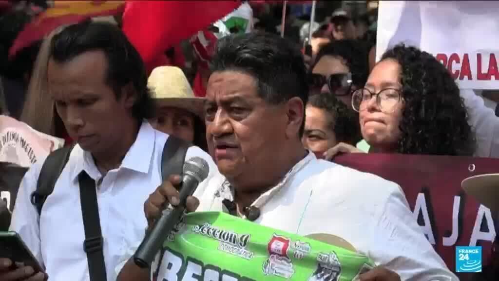 Mexican Police Use Tear Gas to Disperse Teachers' Protest Ahead of World Cup